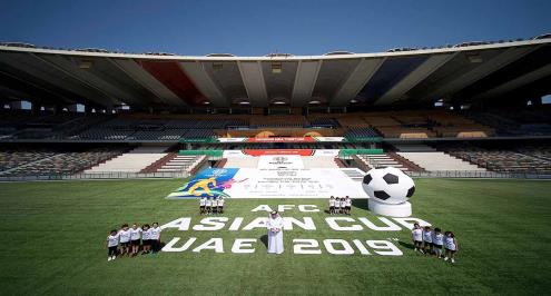 افتتاح عربي خالص لأمم آسيا بين الإمارات والبحرين